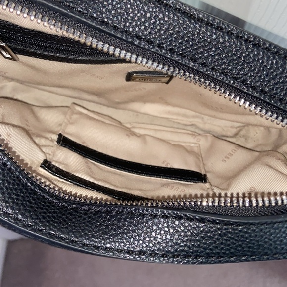 Guess Crossbody Bag - Picture 4 of 5
